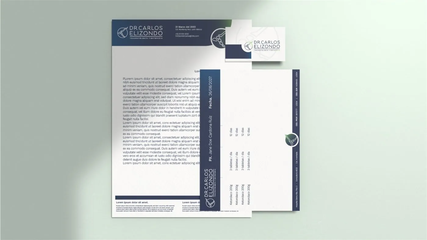 Mockup de papelería médica del Dr. Carlos Elizondo con su identidad de marca