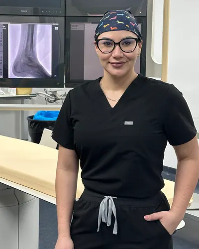 Dra. Angélica Calderón, Angiología y cirugía vascular en Chihuahua